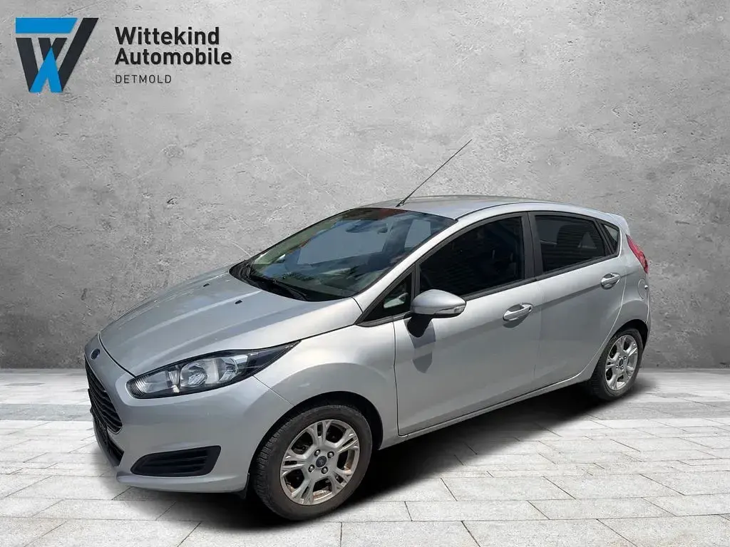 Gebraucht Ford Fiesta SYNC Edition 101 PS (74 kW) 2013 Grau Limousine