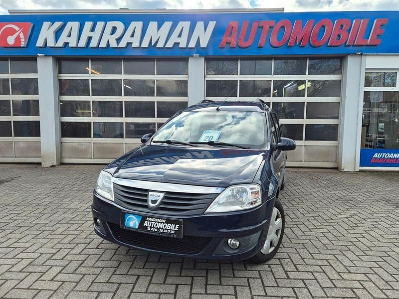 Gebraucht Dacia Logan MCV Lauréate 84 PS (61 kW) 2013 Blau Kombi