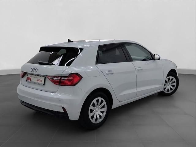Gebraucht Audi A1 Sportback Advanced Plus 116 PS (85 kW) 2025 Gletscherweiß metallic Kleinwagen