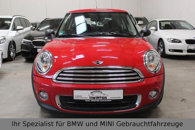 Gebraucht Mini ONE 75 PS (55 kW) 2011 Rot Kleinwagen