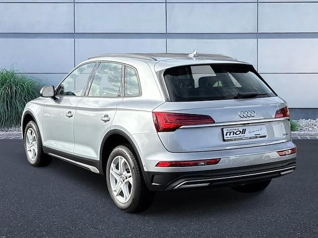 Gebraucht Audi Q5 Ambiente 204 PS (150 kW) 2023 Florettsilber metallic SUV