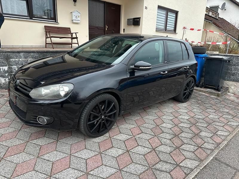 Gebraucht VW Golf VI 122 PS (89 kW) 2012 Schwarz Kleinwagen