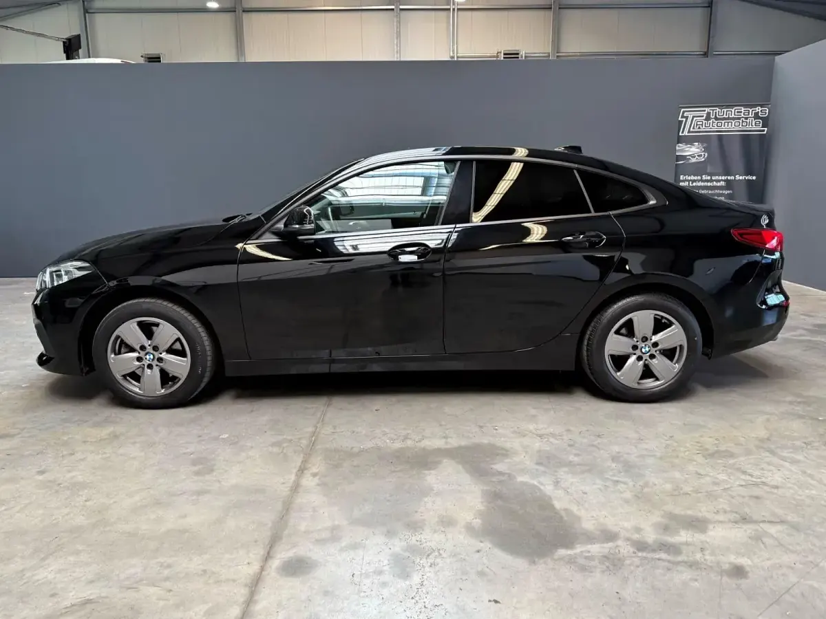 Gebraucht BMW 218 Gran Coupé Advantage 136 PS (100 kW) 2022 Schwarz Coupé