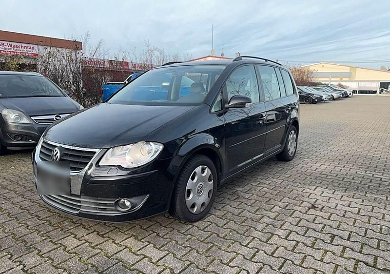 Andere farben Gebraucht 2007 VW Touran Trendline Van / Kleinbus | 1.799 € (Guter Preis) - Bild 1/4