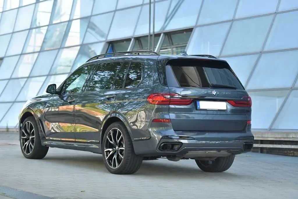 Gebraucht BMW X7 M Sport 340 PS (250 kW) 2021 Grau SUV