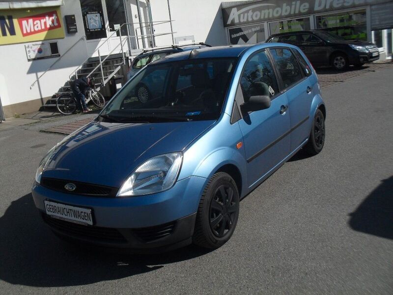 Blau Gebraucht 2002 Ford Fiesta Ambiente Kleinwagen | 2.370 € (Fairer Preis) - Bild 1/4