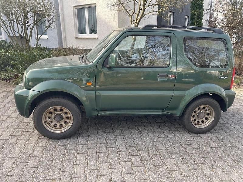 Gebraucht Suzuki Jimny 86 PS (63 kW) 2010 Grün SUV