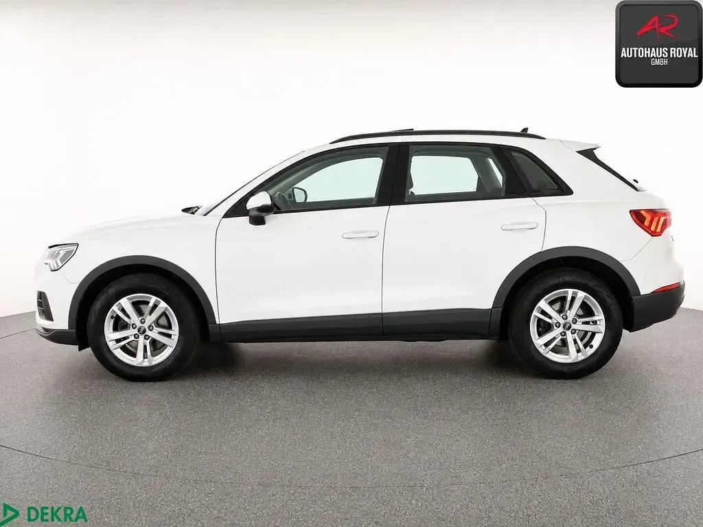 Gebraucht Audi Q3 Ambiente 150 PS (110 kW) 2023 Ibisweiß SUV