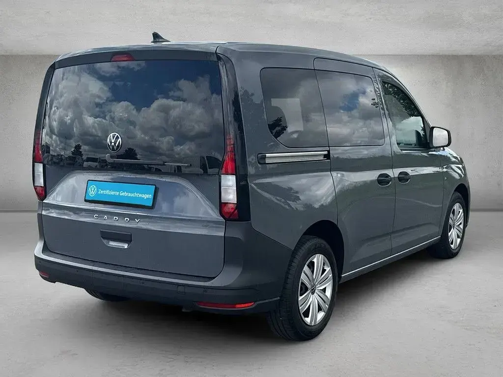 Gebraucht VW Caddy Basis 114 PS (83 kW) 2022 Grau Van / Kleinbus