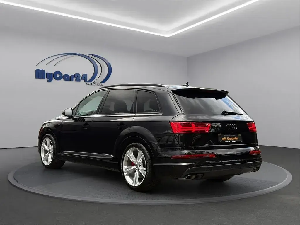 Gebraucht Audi SQ7 Sport 435 PS (319 kW) 2018 Orcaschwarz/deep black SUV