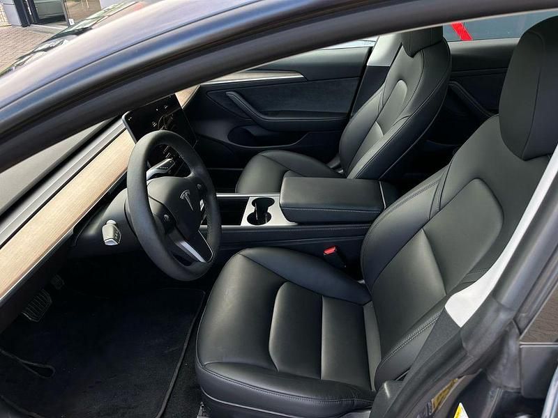 Gebraucht Tesla Model 3 Standard Range 208 kW (283 PS) 2021 Grau Limousine