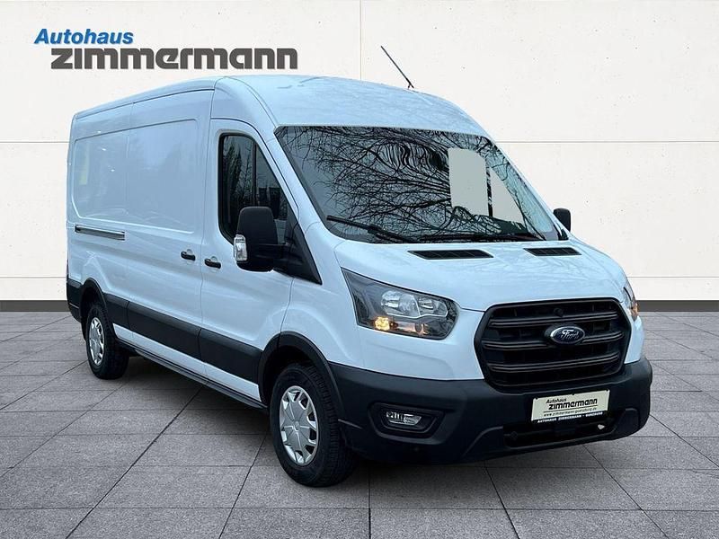 Gebraucht Ford Transit Trend 131 PS (96 kW) 2023 Frost weiß Van
