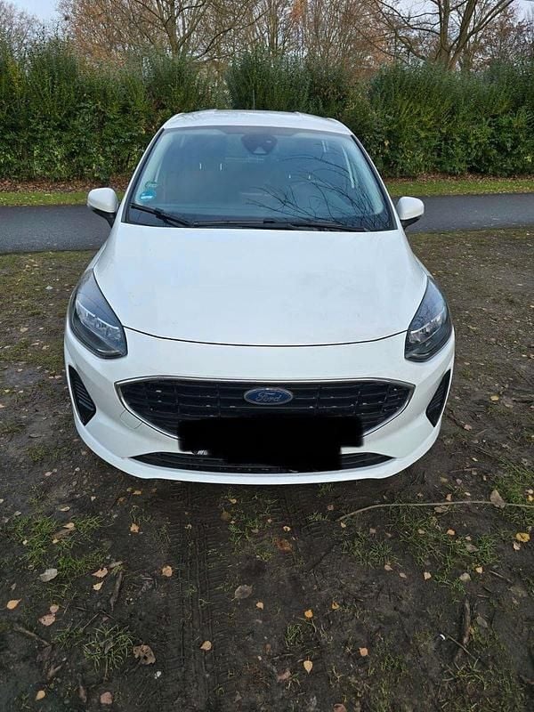 Weiß Gebraucht 2022 Ford Fiesta Active Kleinwagen | 10.900 € (Superpreis) - Bild 1/4
