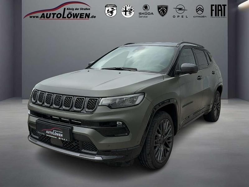Gebraucht Jeep Compass Limited 179 PS (131 kW) 2021 Grün SUV