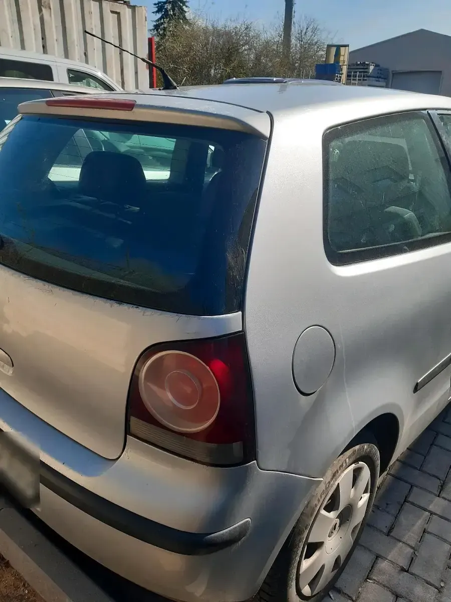 Gebraucht VW Polo 80 PS (58 kW) 2005 Silber Kleinwagen