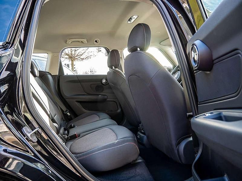 Gebraucht Mini One Countryman 116 PS (85 kW) 2021 Midnight black SUV