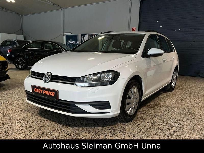 Second-hand VW Golf VII Trendline 116 CP (85 kW) 2017 Alb Break