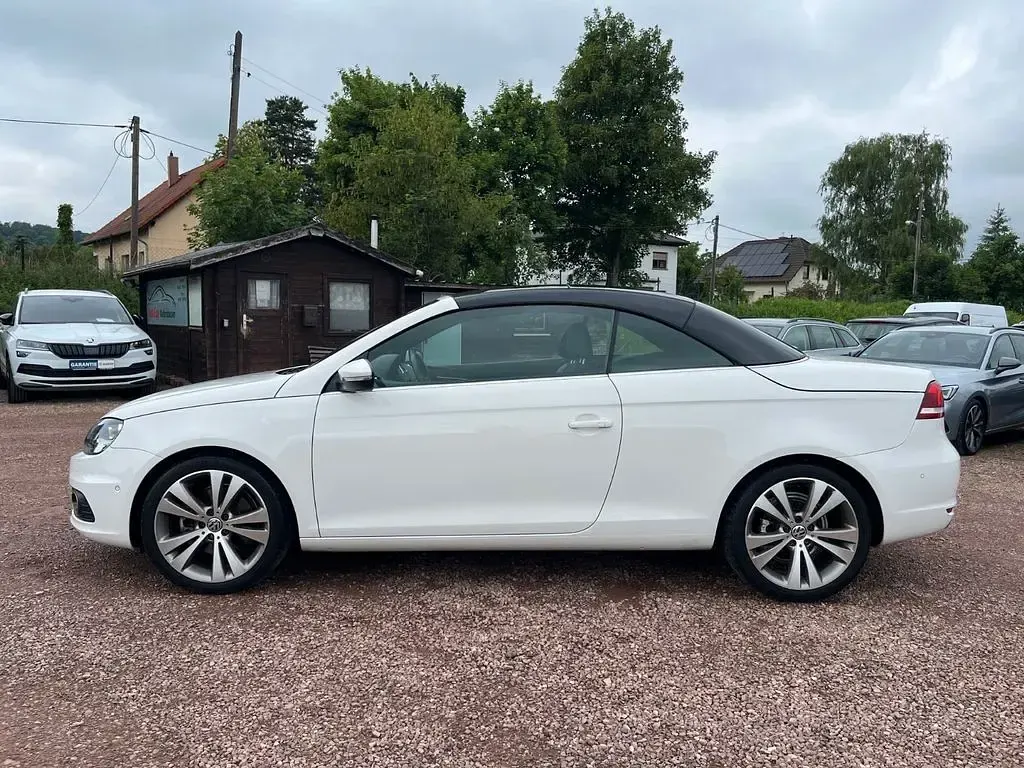 Gebraucht VW Eos 160 PS (117 kW) 2012 Weiß Cabrio