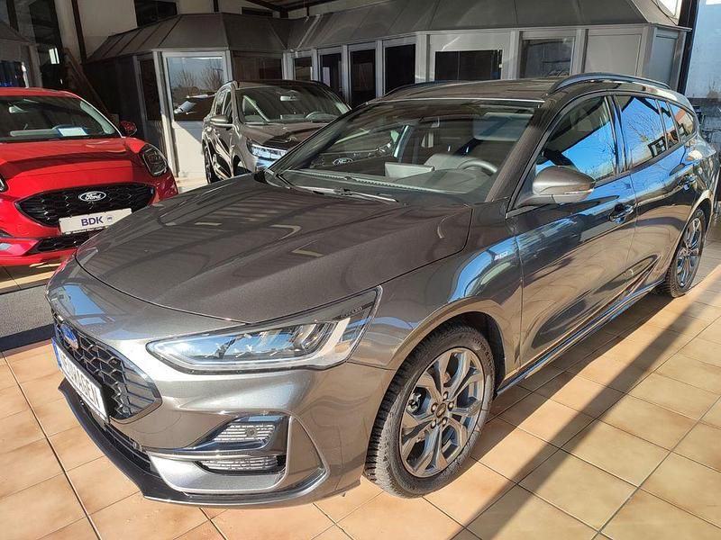 Ny Ford Focus Active X 155 HK (114 kW) 2025 Grå Sedan