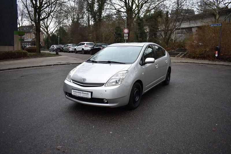 Silber Gebraucht 2005 Toyota Prius Executive Limousine | 5.999 € (Fairer Preis) - Bild 1/4