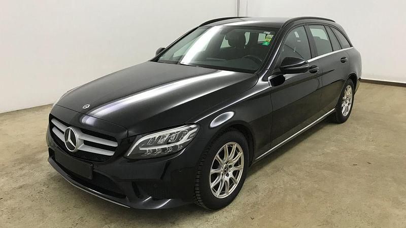 Gebraucht Mercedes C200 150 PS (110 kW) 2018 Schwarz Limousine