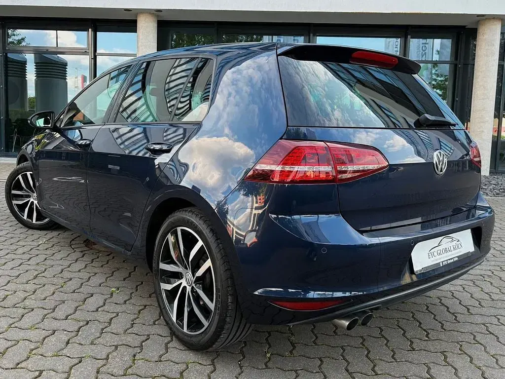Gebraucht VW Golf VII Highline 150 PS (110 kW) 2016 Night blue Limousine