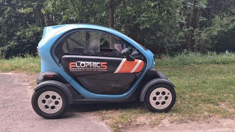 Gebraucht Renault Twizy 11 kW (15 PS) 2020 Blau Kleinwagen