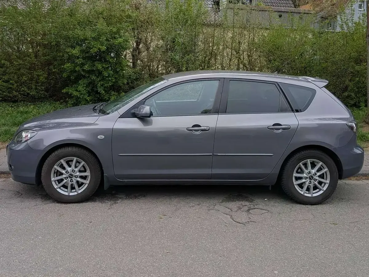 Gebraucht Mazda 3 Active 105 PS (77 kW) 2008 Grau Limousine