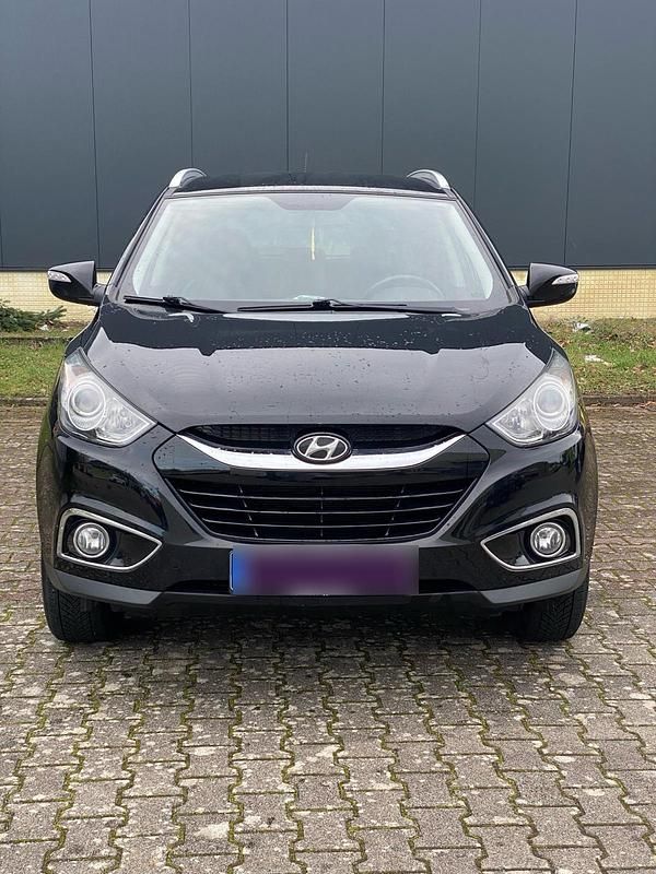 Schwarz Gebraucht 2013 Hyundai ix35 SUV | 8.500 € (Fairer Preis) - Bild 1/4