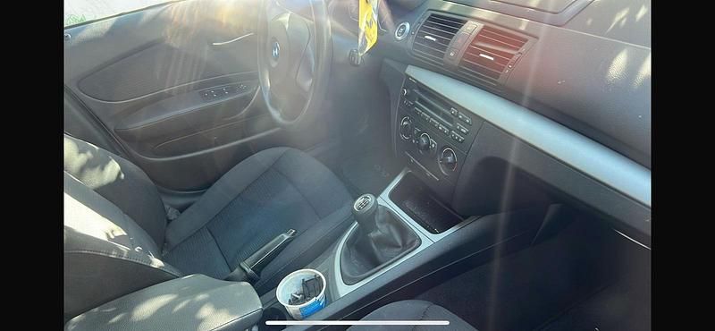 Weiß Gebraucht 2009 BMW 118 Kleinwagen | 1.700 € (Superpreis) - Bild 1/4
