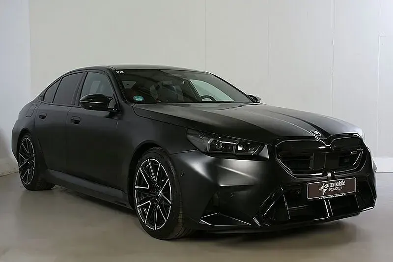 Gebraucht BMW M5 Comfort Edition 727 PS (534 kW) 2025 Schwarz Limousine