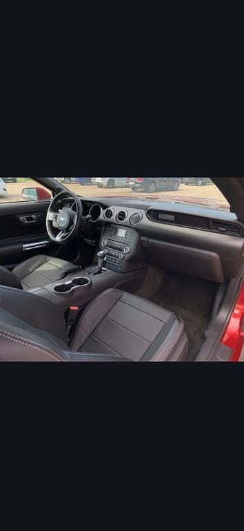 Gebraucht Ford Mustang 317 PS (233 kW) 2018 Rot