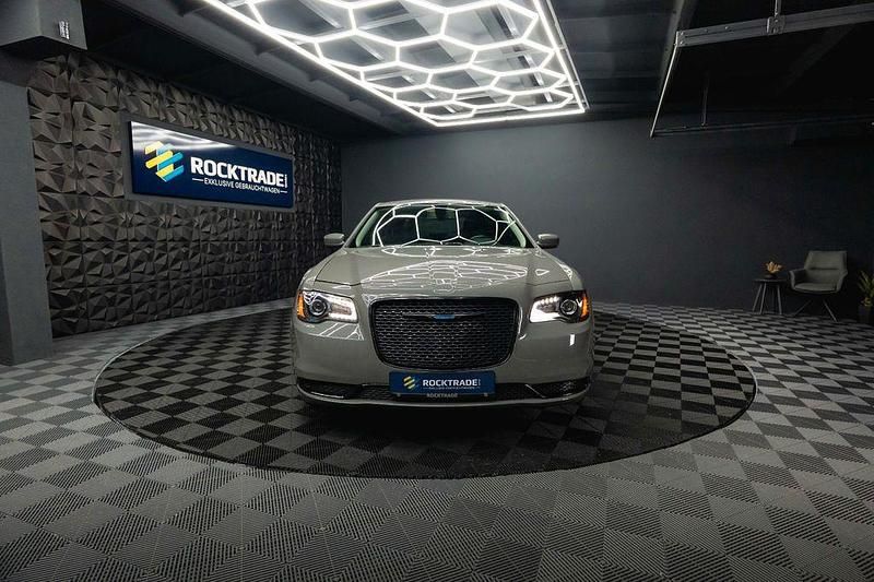 Gebraucht Chrysler 300C Limited 296 PS (217 kW) 2017 Grau Limousine