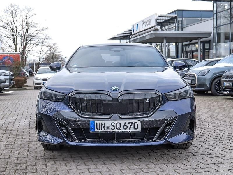 Gebraucht BMW i5 M Sport 250 kW (340 PS) 2024 Blau Limousine