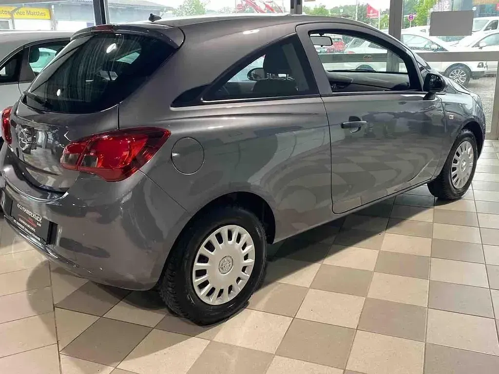 Gebraucht Opel Corsa Selection 69 PS (50 kW) 2016 Silber Kleinwagen