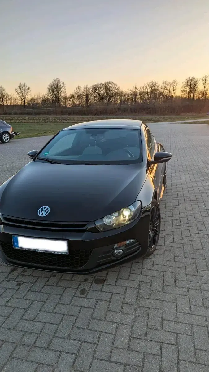 Gebraucht VW Scirocco Life 140 PS (102 kW) 2014 Schwarz Coupé