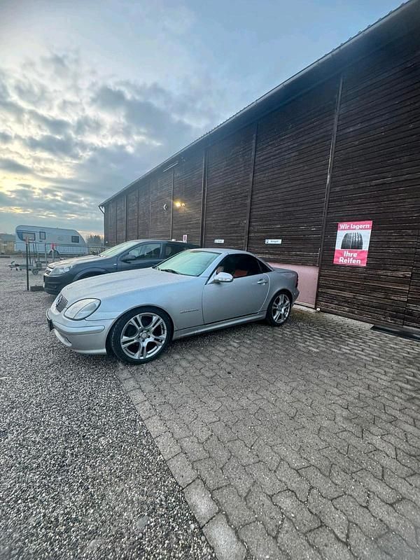 Silber Gebraucht 2001 Mercedes SLK200 Cabrio | 2.950 € (Teuer) - Bild 1/4