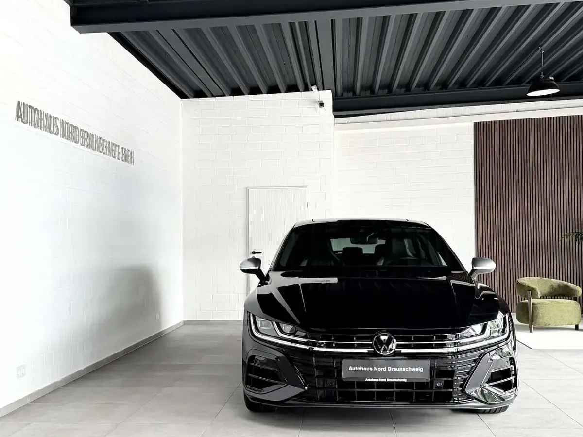 Gebraucht VW Arteon R 320 PS (235 kW) 2025 Schwarz Kombi