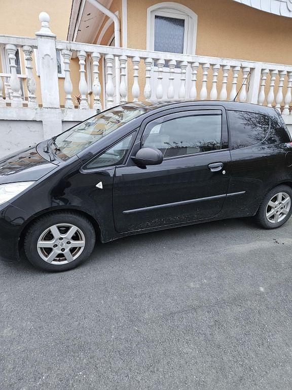 Schwarz Gebraucht 2007 Mitsubishi Colt Limousine | 1.400 € (Fairer Preis) - Bild 1/4