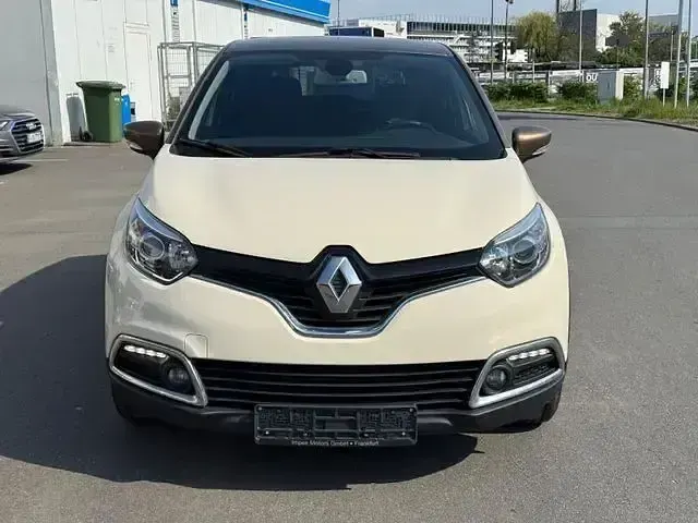 Gebraucht Renault Captur Elysee 120 PS (88 kW) 2016 Beige SUV