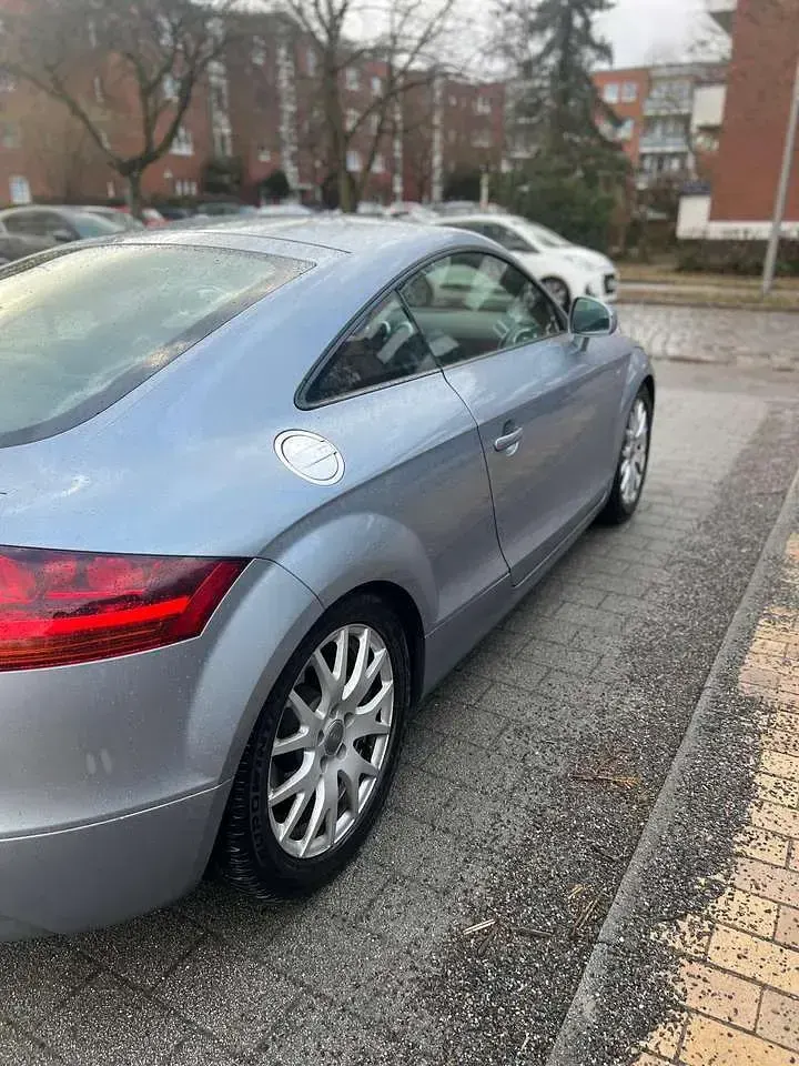 Gebraucht Audi TT 160 PS (117 kW) 2009 Silber Coupé