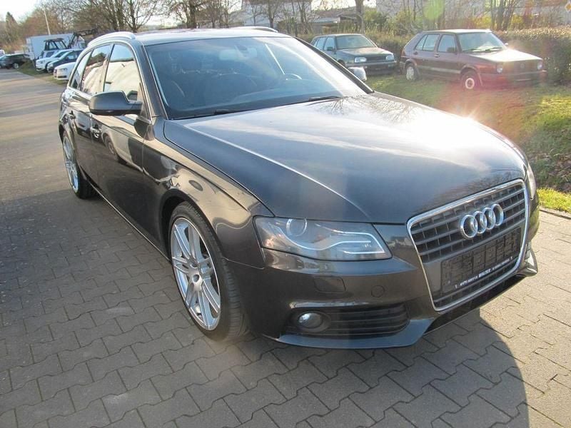 Gebraucht Audi A4 Ambition 170 PS (125 kW) 2011 Grau Kombi