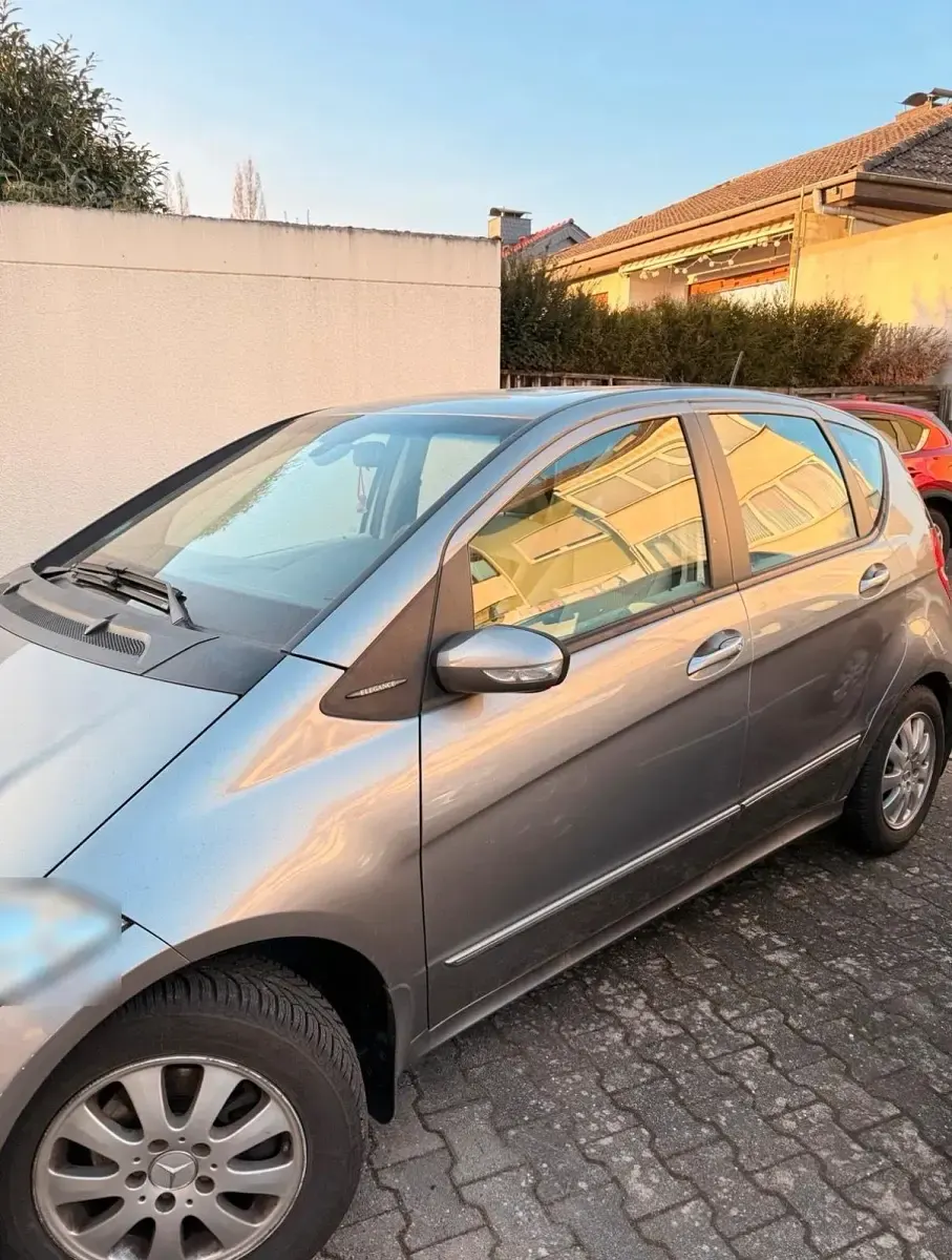 Gebraucht Mercedes A170 116 PS (85 kW) 2005 Silber Kleinwagen