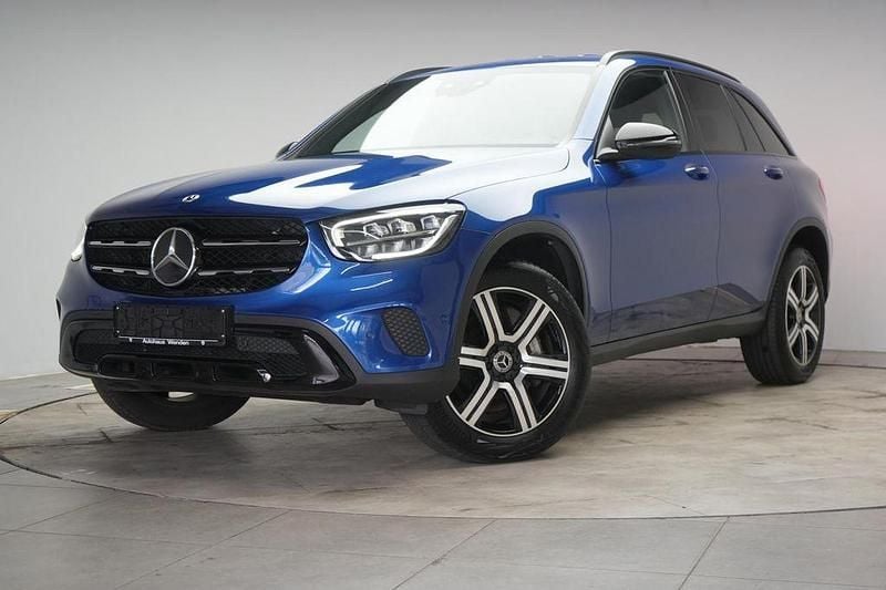Gebraucht Mercedes GLC300e 194 PS (142 kW) 2022 Blau SUV