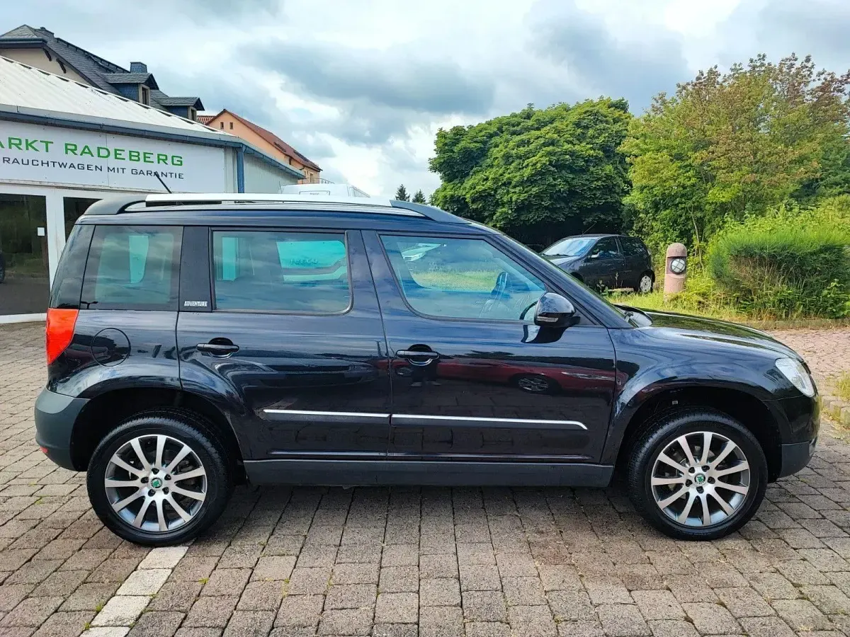 Gebraucht Skoda Yeti Adventure 122 PS (89 kW) 2013 Schwarz SUV