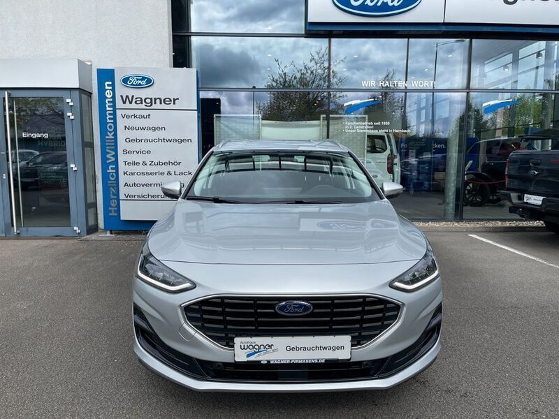Gebraucht Ford Focus Titanium 155 PS (114 kW) 2024 Silber Limousine