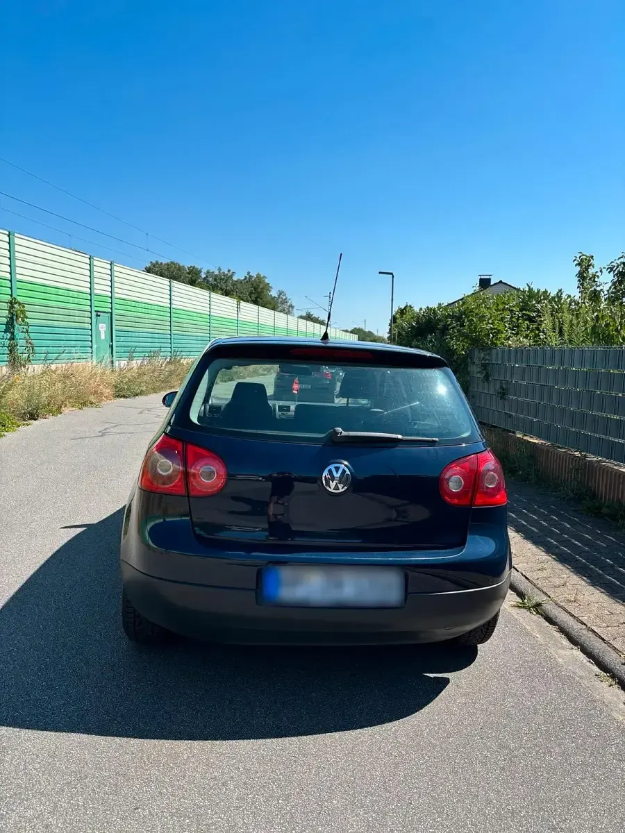 Gebraucht VW Golf VI 80 PS (58 kW) 2008 Blau Kleinwagen