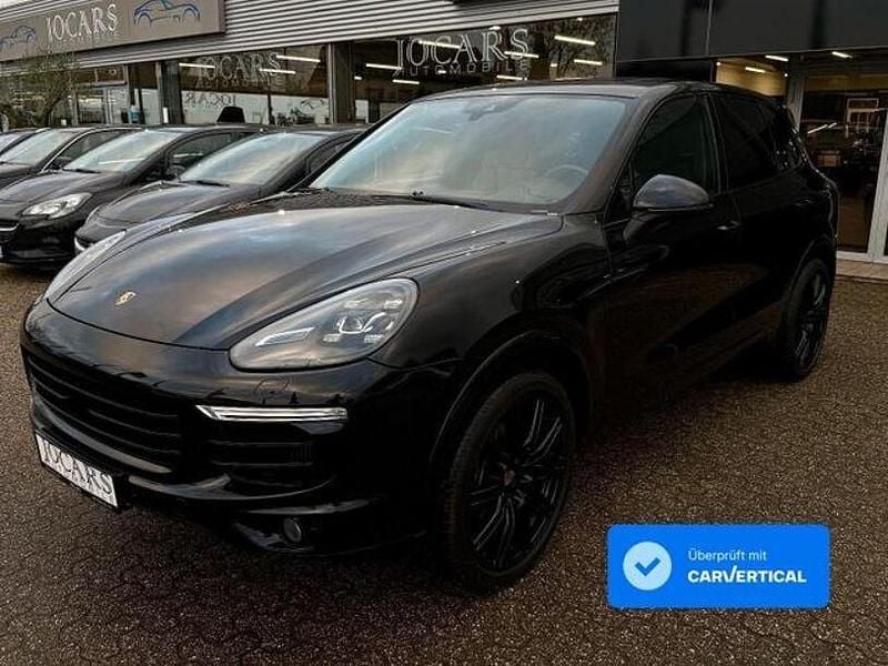 Schwarz Gebraucht 2017 Porsche Cayenne Platinum Edition SUV | 38.950 € (Teuer) - Bild 1/4
