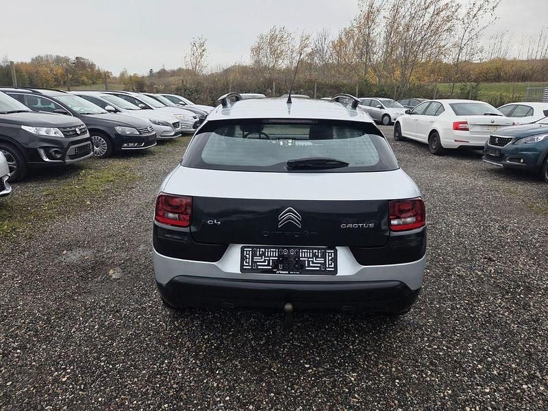 Gebraucht Citroën C4 Cactus Feel 99 PS (72 kW) 2018 Grau Kleinwagen