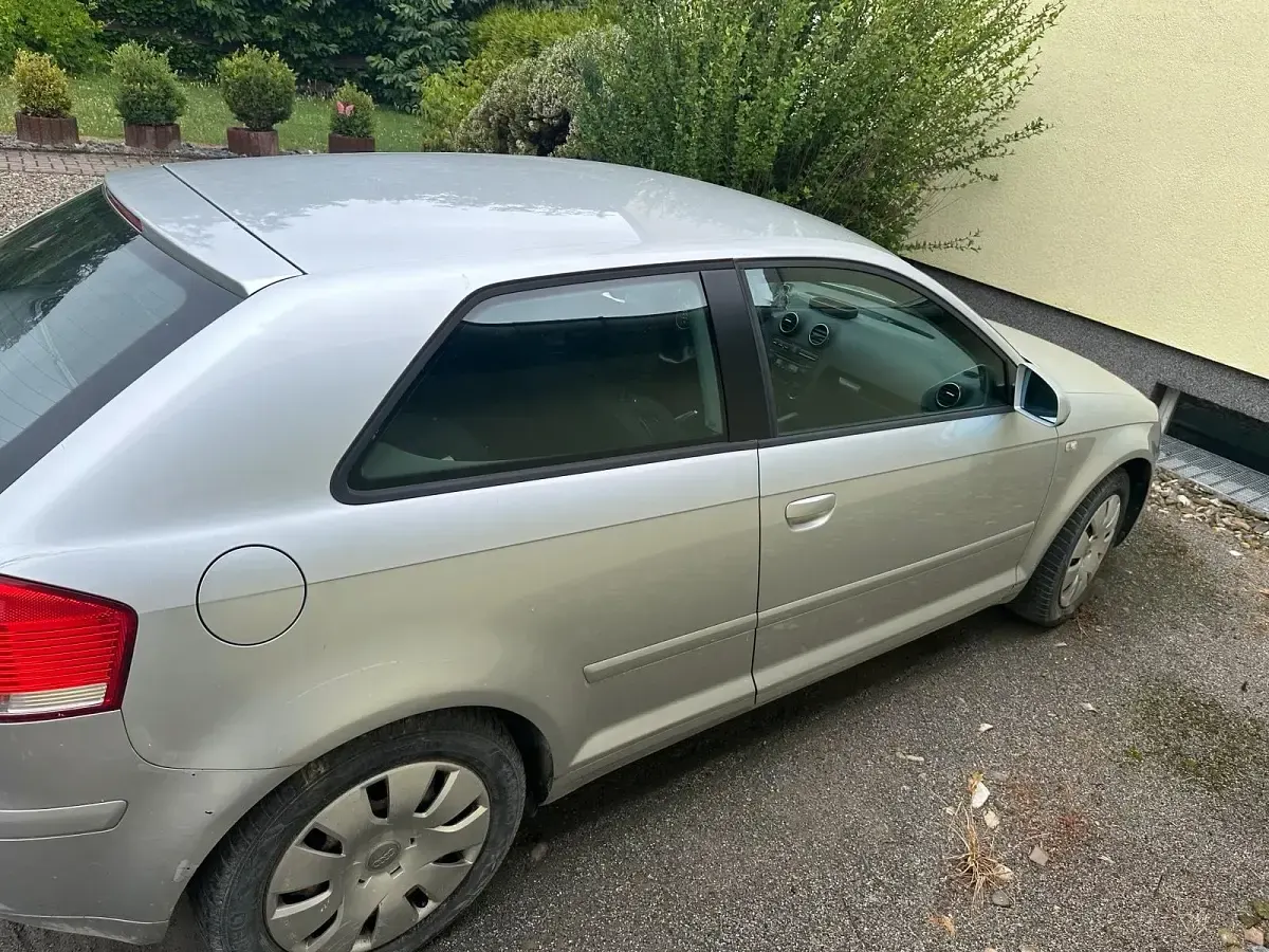 Gebraucht Audi A3 102 PS (75 kW) 2004 Silber Kleinwagen